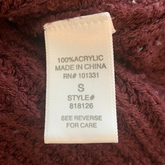 EUC Women's Charlotte Russe Sweater/Drop Shoulder Size Small Burgundy - Picture 6 of 13